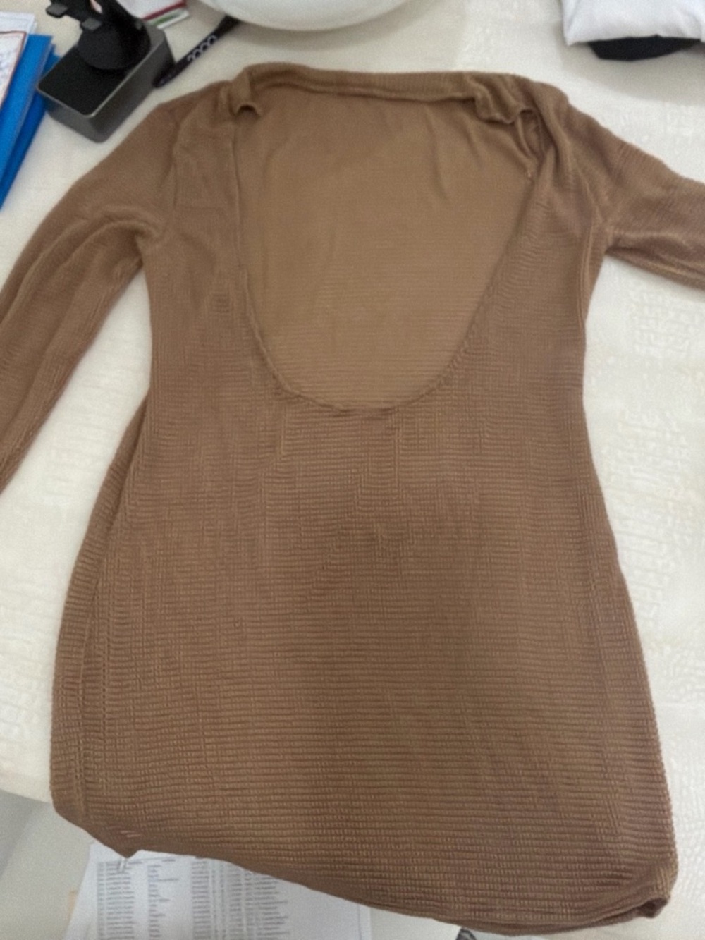 Women’s Scoop-Back Lightweight Sweater - Brown